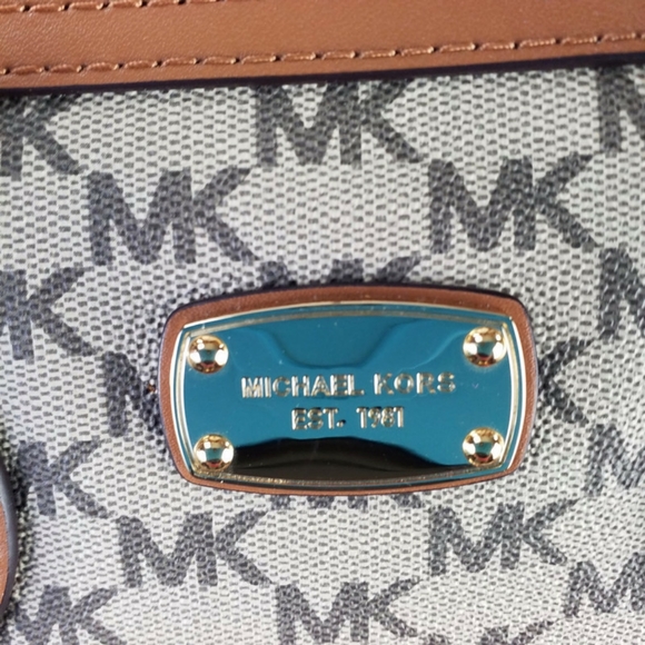 Michael Kors Grayson Large Convertible Satchel Bag MK Signature Logo PVC Natural - Picture 9 of 16